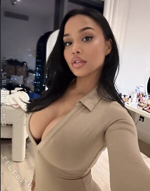 3gisi Nude Leaked Photo #28