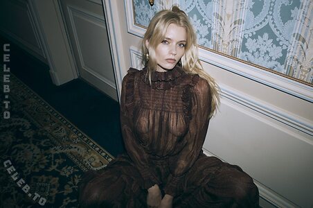 Abbey Lee Kershaw Nude Leaked Photo #9