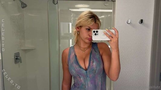 Abigail Lutz Nude Leaked Photo #168
