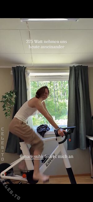 Affe auf Bike Nude Leaked Photo #95