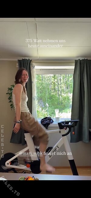 Affe auf Bike Nude Leaked Photo #102