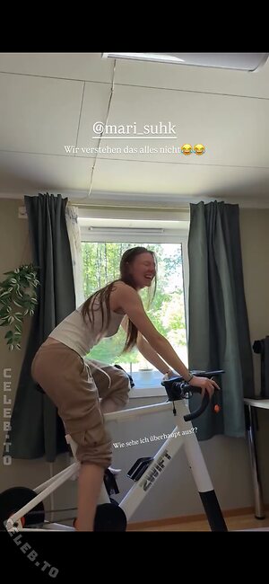 Affe auf Bike Nude Leaked Photo #114