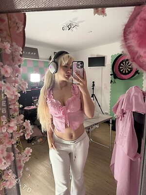 Akkcess Nude Leaked Photo #121