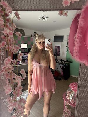 Akkcess Nude Leaked Photo #202