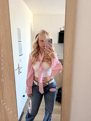 Akkcess Nude Leaked Photo #330