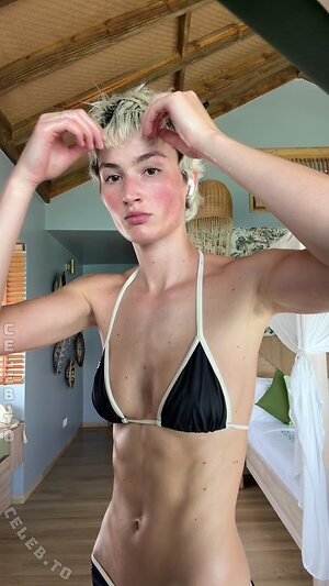 aleandrafrerk / ale4ndra Nude Leaked Photo #28