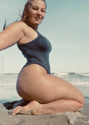 Aleeeeena_official Nude Leaked Photo #5