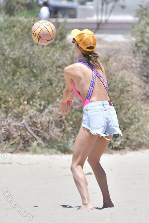Alessandra Ambrosio Nude Leaked Photo #899