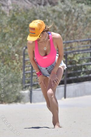 Alessandra Ambrosio Nude Leaked Photo #902