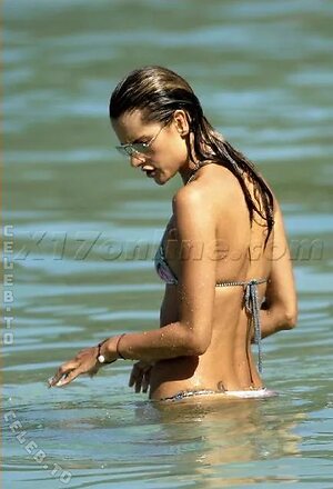 Alessandra Ambrosio Nude Leaked Photo #1186