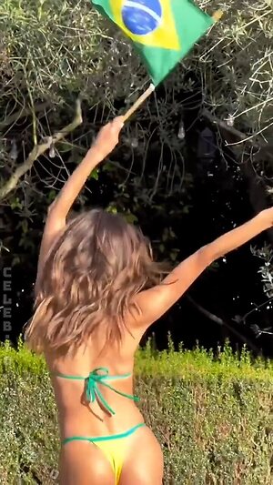 Alessandra Ambrosio Nude Leaked Photo #1208