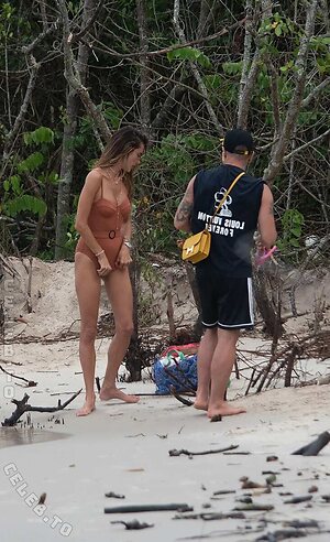 Alessandra Ambrosio Nude Leaked Photo #1285