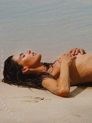 Alessandra Ambrosio Nude Leaked Photo #1580