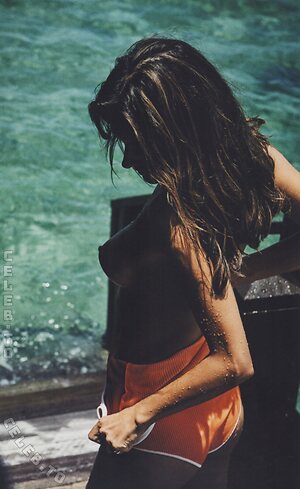 Alessandra Ambrosio Nude Leaked Photo #1778
