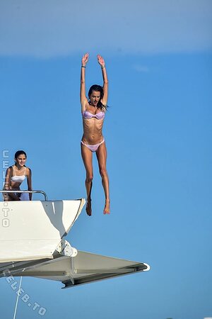 Alessandra Ambrosio Nude Leaked Photo #2165