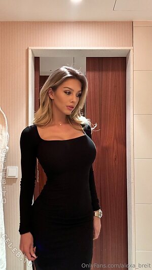 Alexa Breit Nude Leaked Photo #631