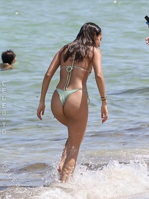 Alexandra Malena Saint Mleux Nude Leaked Photo #7