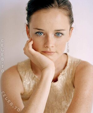 Alexis Bledel Nude Leaked Photo #3