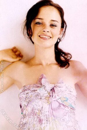 Alexis Bledel Nude Leaked Photo #6