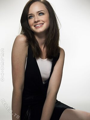 Alexis Bledel Nude Leaked Photo #10
