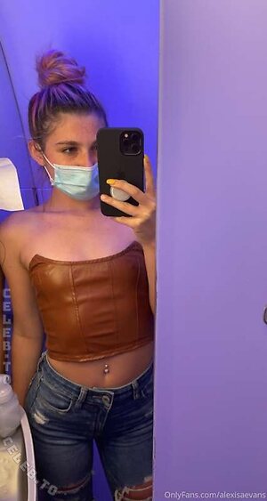 Alexisaevans Nude Leaked Photo #307