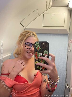 Alexisaevans Nude Leaked Photo #322