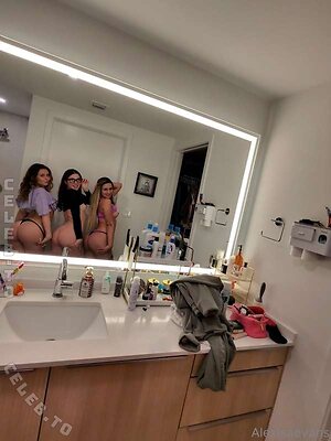 Alexisaevans Nude Leaked Photo #359
