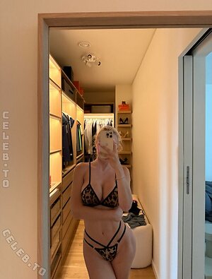 Alexisshv Nude Leaked Photo #152