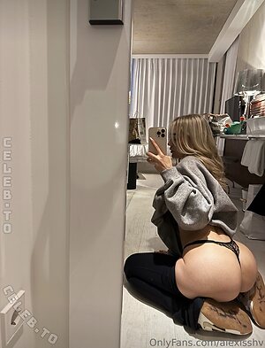 Alexisshv Nude Leaked Photo #245