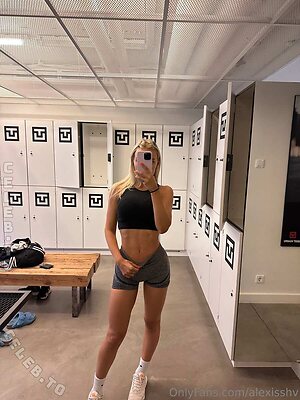 Alexisshv Nude Leaked Photo #302