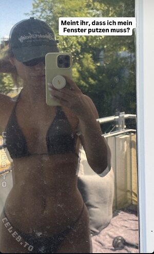 Alina Khani Nude Leaked Photo #39