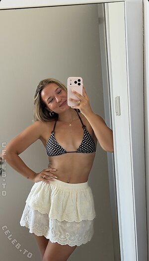 Alina Wachinger Nude Leaked Photo #111