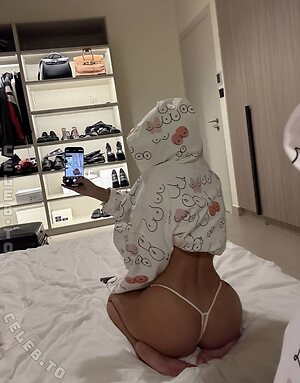 alina.garage Nude Leaked Photo #12