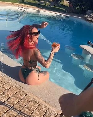 Aline Jost Diraimondo Nude Leaked Photo #12
