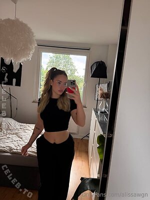 Alischa.mlr / jade.mlr Nude Leaked Photo #235
