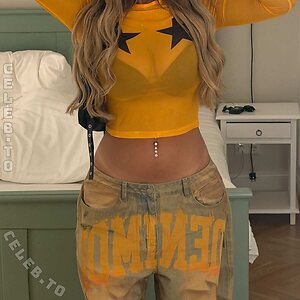 Almira Azemi photo