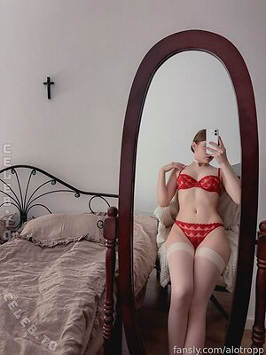 Alotropp Nude Leaked Photo #39