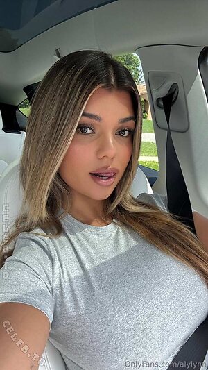 alylynn Nude Leaked Photo #42
