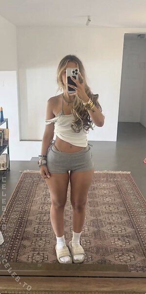 Alyshiadoll Nude Leaked Photo #9