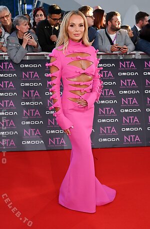 Amanda Holden photo