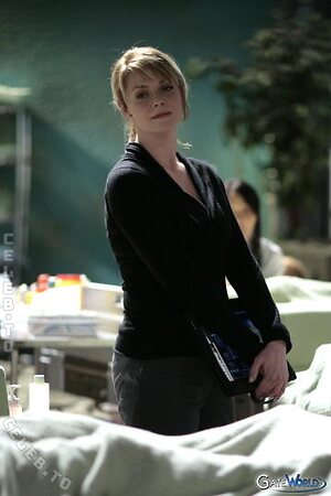 Amanda Tapping Nude Leaked Photo #2
