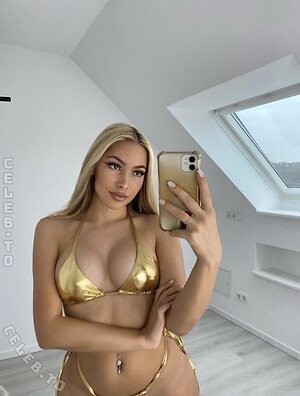 amanda.c.emilia Nude Leaked Photo #113