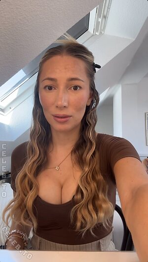 amanda.c.emilia Nude Leaked Photo #154