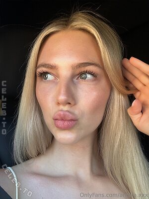 Amara.x Nude Leaked Photo #44