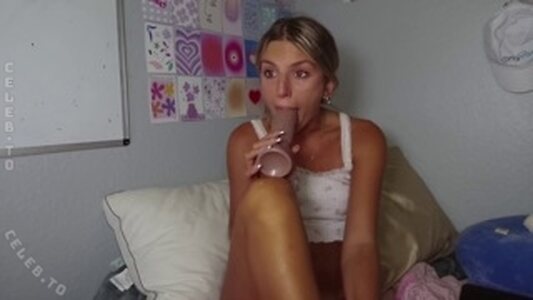 Ambie Bambi photo