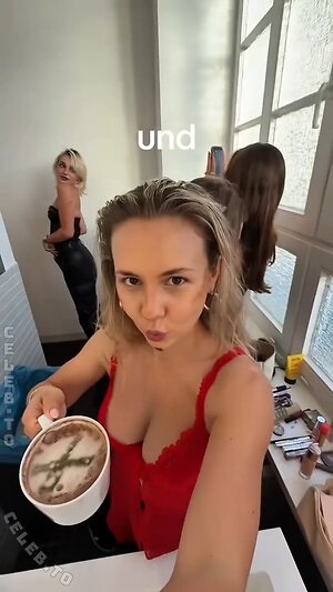 Amelie Kosin Nude Leaked Photo #6