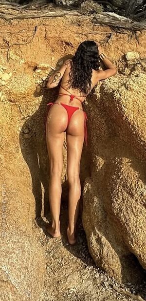 Amer Wafaa Nude Photos