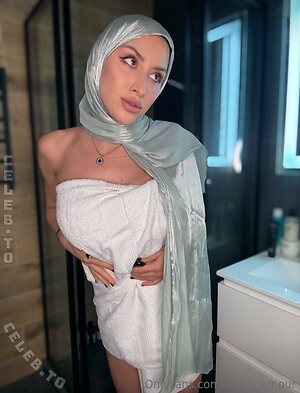 Amira Amour Nude Leaked Photo #14