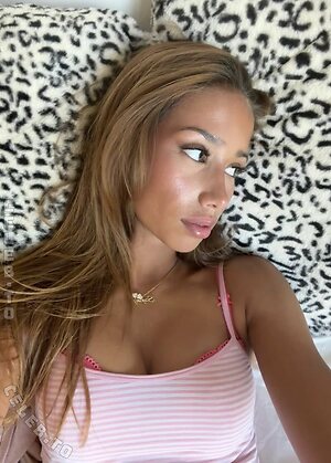 Amira Dahl Nude Leaked Photo #28