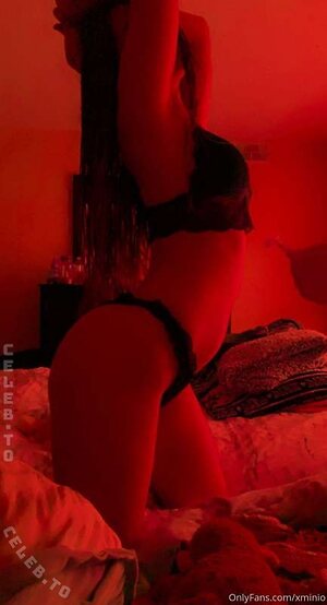 Amxnduh Nude Leaked Photo #7